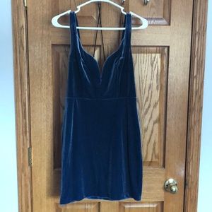 Blue velvet Express dress